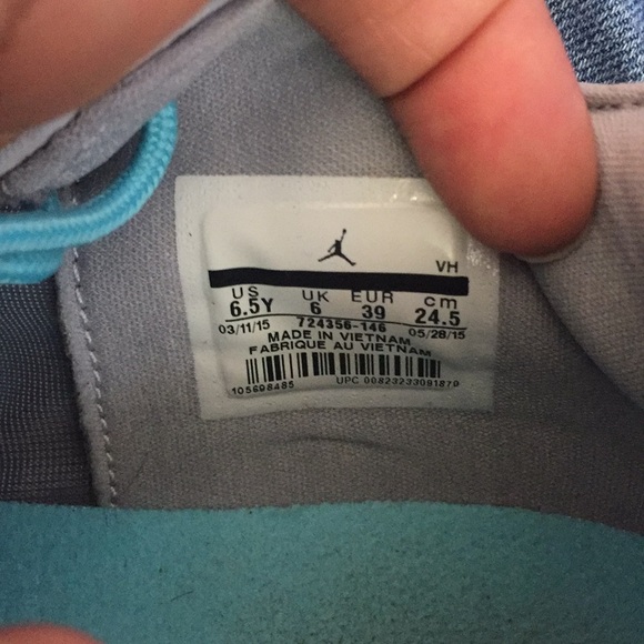 Girls Jordans eclipse - Picture 4 of 4